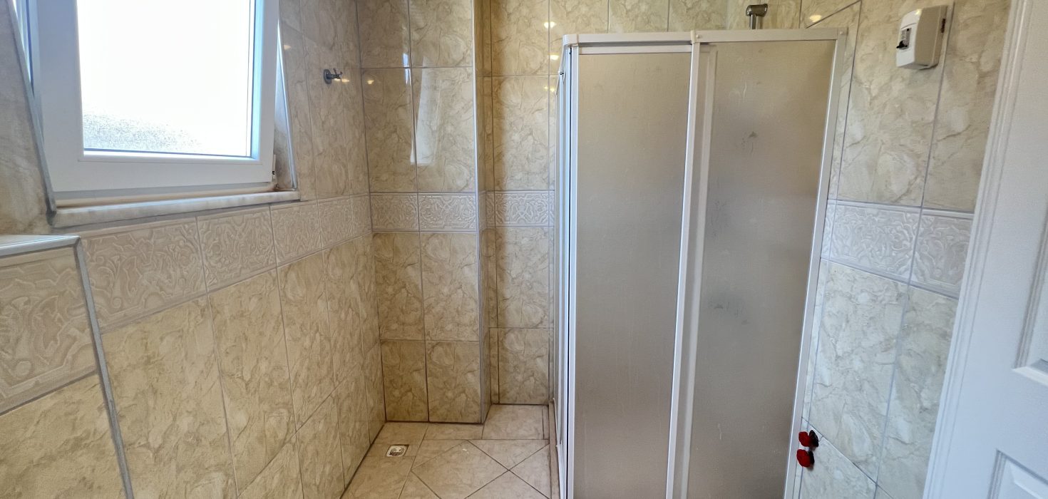 Oba EroĞlu Apartmani Denİze 150 Metre Mesafede Satilik 2+1 Daİre 20