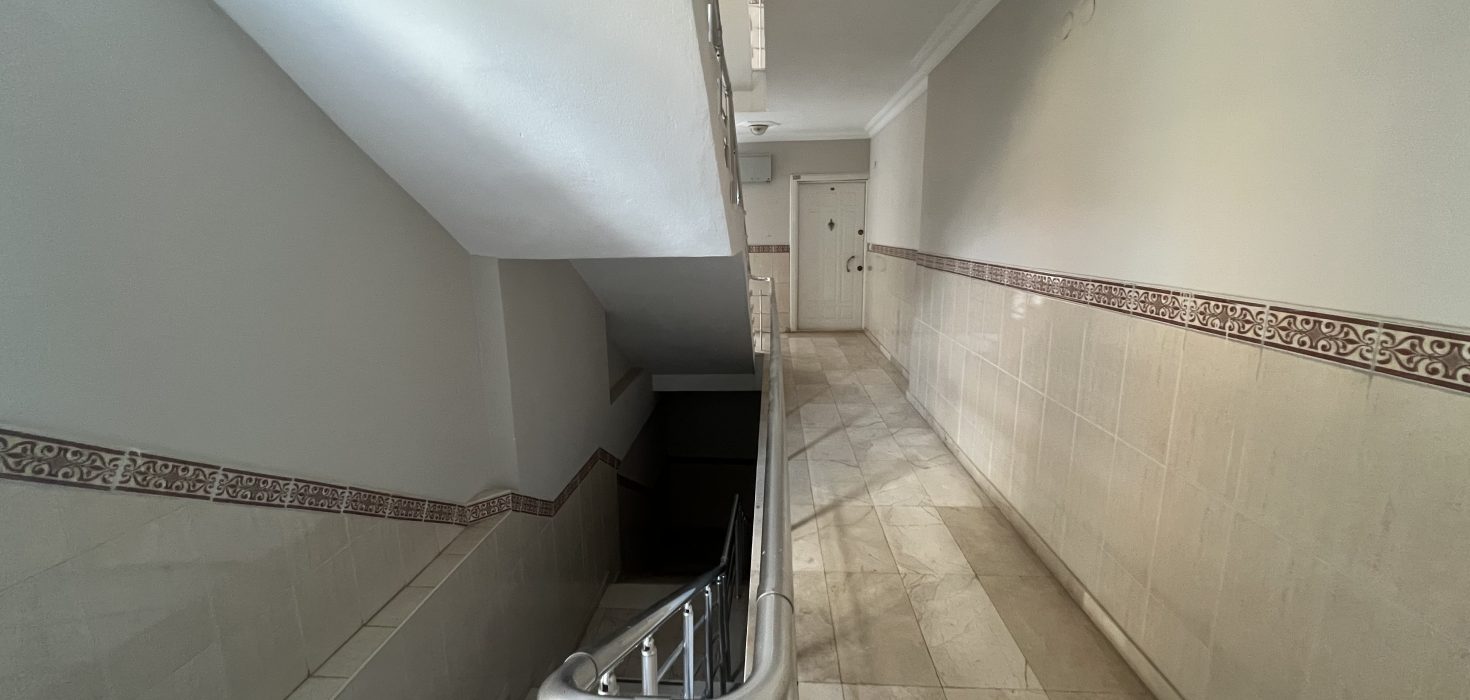 Oba EroĞlu Apartmani Denİze 150 Metre Mesafede Satilik 2+1 Daİre 23