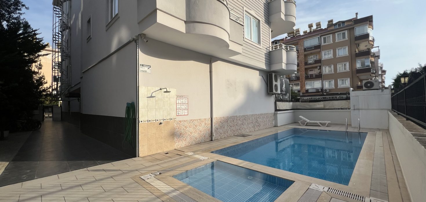 Oba EroĞlu Apartmani Denİze 150 Metre Mesafede Satilik 2+1 Daİre 25