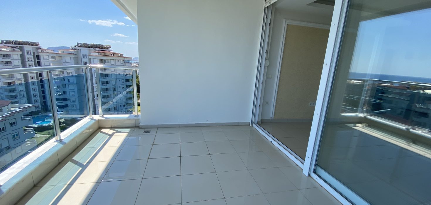 Tosmur Tepe Residence Da Denİz Ve Kale Manzarali Satilik 3+1 Dublex Daİre 9