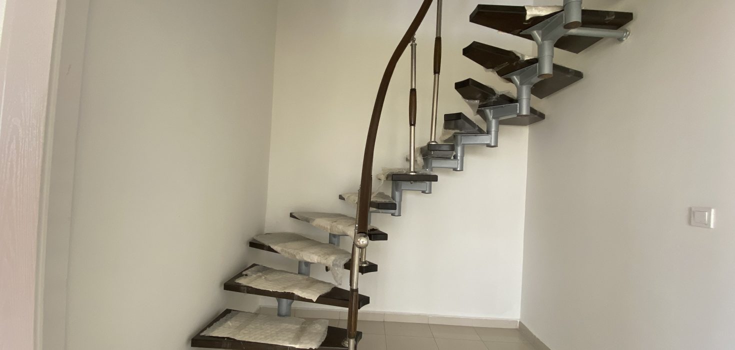Tosmur Tepe Residence Da Denİz Ve Kale Manzarali Satilik 3+1 Dublex Daİre 14