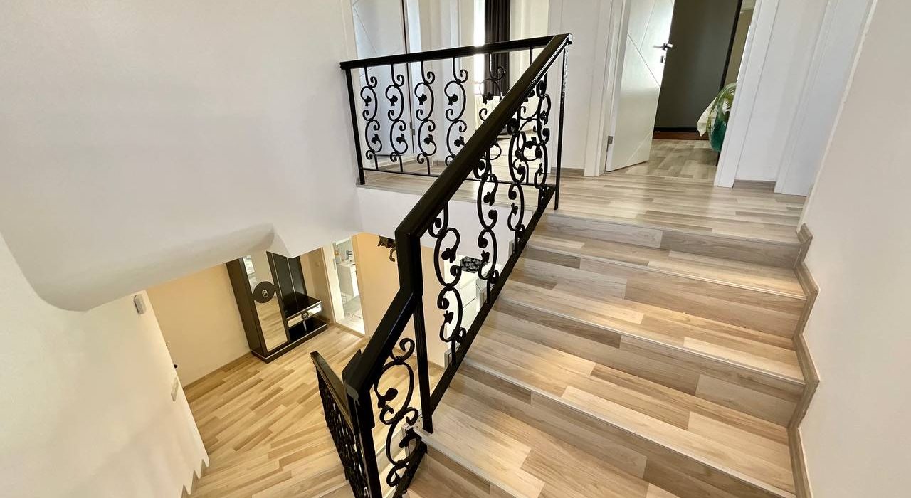 Недорогой таунхаус в Турклере 11