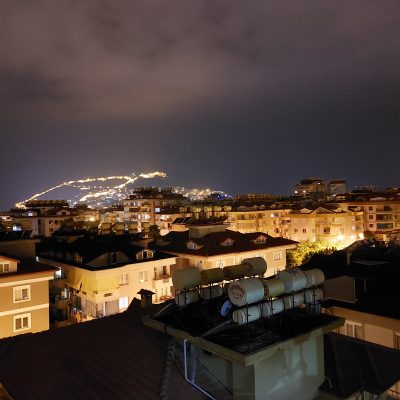 Großer Rabatt!! 6+1 Duplex geeignet für die türkische Staatsbürgerschaft im Alanya Hacet Bezirk 1