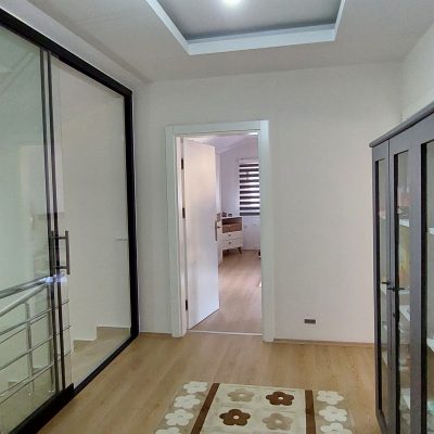 Hatice Sultan Apt. Hacet 6+1 24